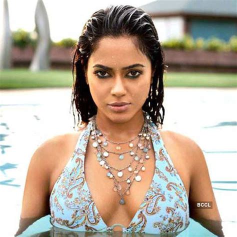 Sameera Reddy Is Sexy And Seductive All Thanks To Her Hot Body And