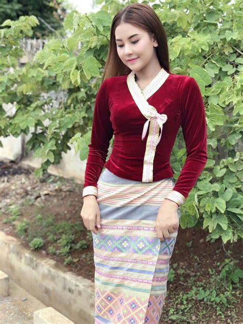 Pin By Erzascarlet On မြန်မာနိုင်ငံ၏အလှတရား Myanmar Dress Design