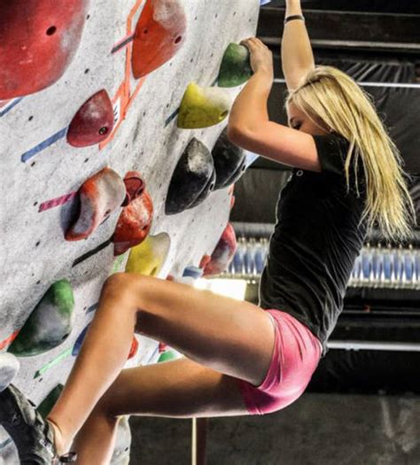 Sexy Rock Climbing Girls That Are Too Hot To Handle 39 Pics