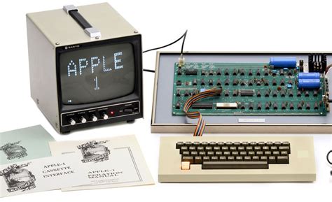 rare apple  computer sold  auction   gazette review