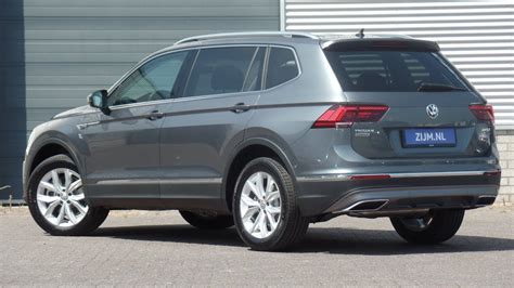 volkswagen  tiguan allspace  highline platinum grey metallic walk  detail