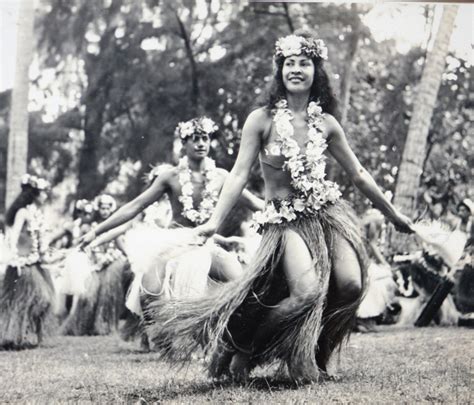 tahitian dance   ancient times tahiti dance