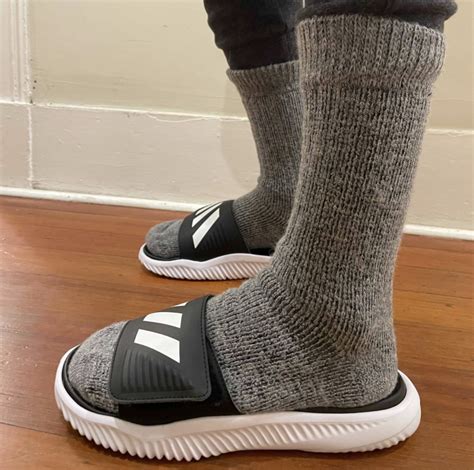 comfortable mens slippers  lounging  home  comfy