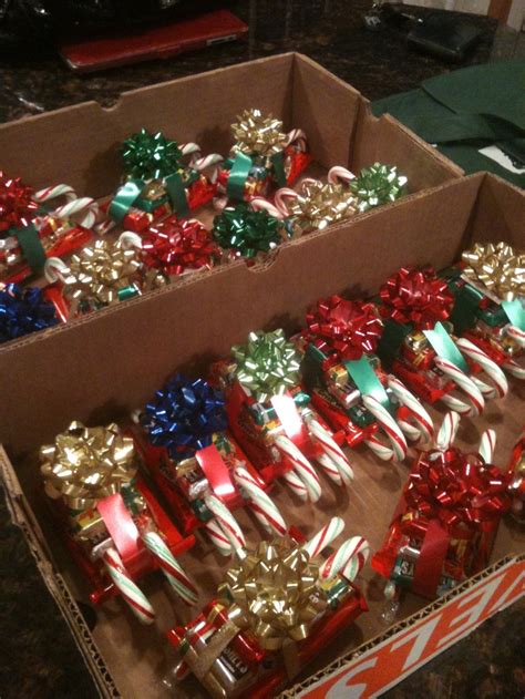 candy sleighs christmas candy gifts christmas candy crafts homemade christmas gifts