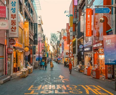 south korea shopping guide traditional markets  modern malls