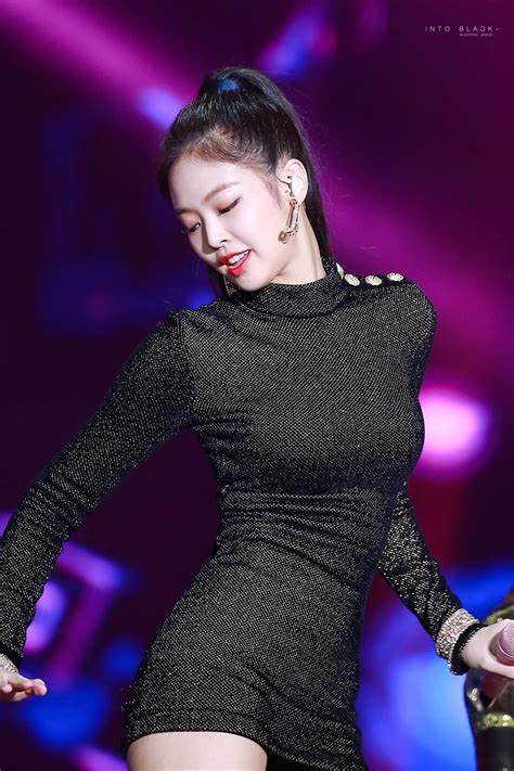 This 3000 Dress Reveals Blackpink Jennie S Perfect Body Line