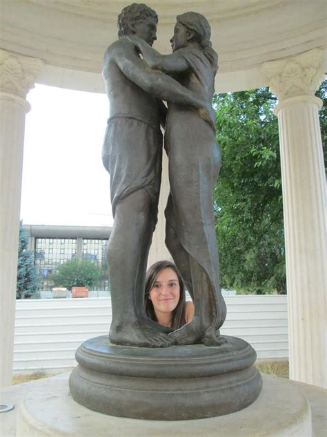 statue  love