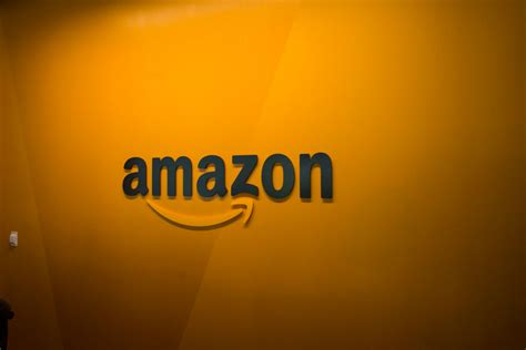 amazon  allocate  billion   small medium sized businesses latin post latin news