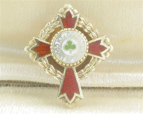 enamel knight commander court  honor lapel pin kcch yellow gold