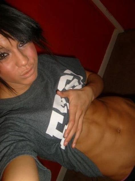 girls with six pack 99 pics