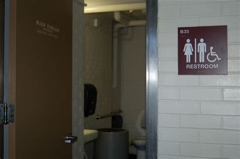 Niu May Soon Install More Gender Neutral Bathrooms Wnij