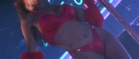 naked vivica a fox in independence day
