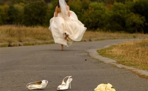 novia escapa con su amante en la noche de bodas