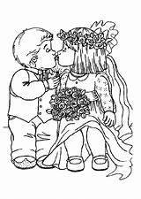 Coloriage Mariage Amoureux Colorier Bisou Hugolescargot Enfant Adulte Enregistrée Coloriages sketch template