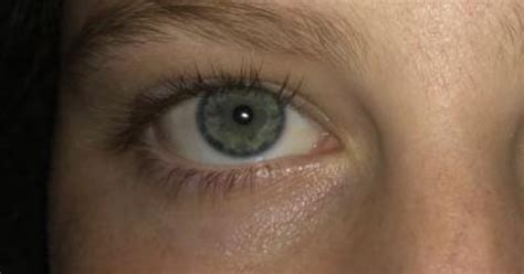 color   eyes green  blue  grey   mix