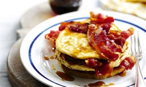 Let Them Eat Pancakes American Style Pancakes With Bacon Daily Mail