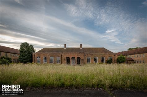 raf west raynham norfolk uk urbex  closed doors urban