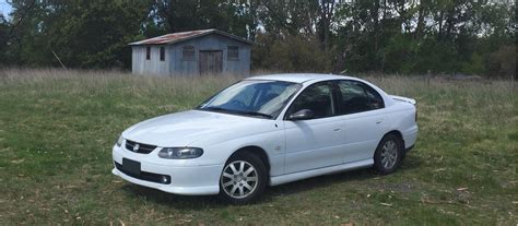 vx commodore  commodores