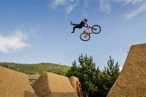 commencal absolut   dirt jump bikes    brother