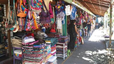 Incredible Artisan Shopping Gem In San Salvador Mercado