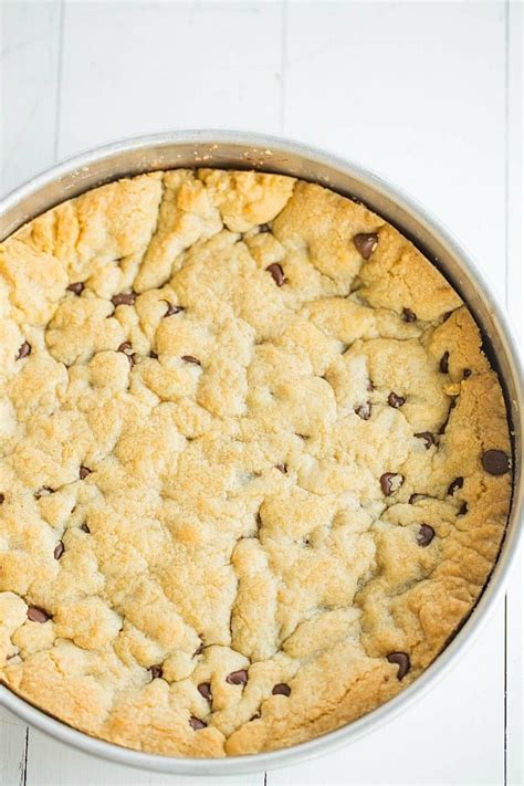 chocolate chip cookie cake recipe