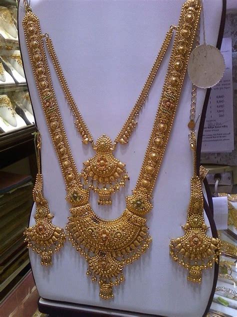 top  gold long chain design fashion beauty mehndi jewellery blouse design