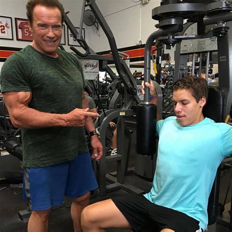 arnold schwarzenegger is training his 18 year old son to be a bodybuilder