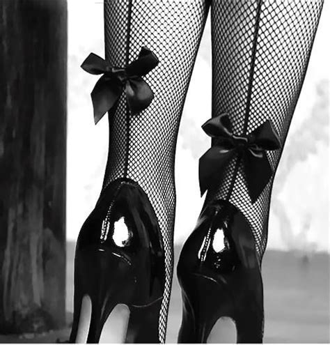 Pin By Christina💟 On Black Or White Heels Fashion