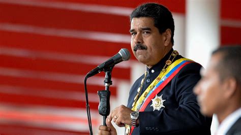 zangers despacito niet blij met propagandaversie venezolaans president vrt nws nieuws