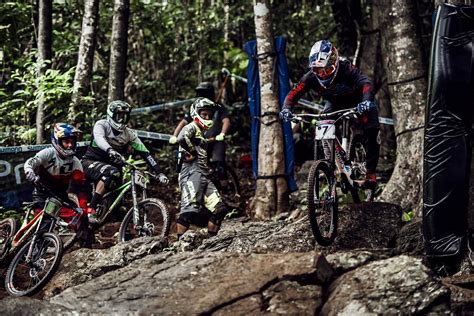 cairns uci dh world cup practice video