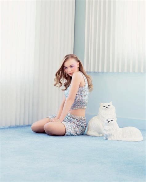 lily rose depp unseen topless 8 photos the fappening