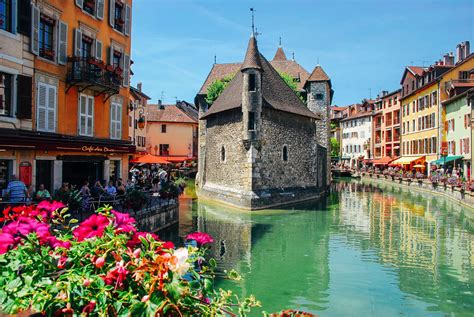 reasons     visit annecy  france hand luggage  travel food