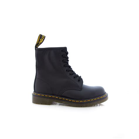 dr martens  black nappa issimo shoes