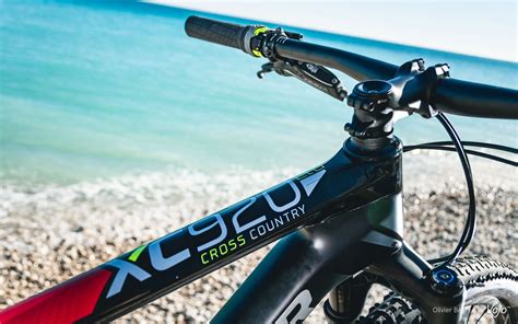 test nouveaute rockrider xc   xc   valent les vtt carbone  de decathlon