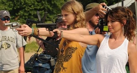 Taylor Swift And Shania Twain Shoot The Homeless