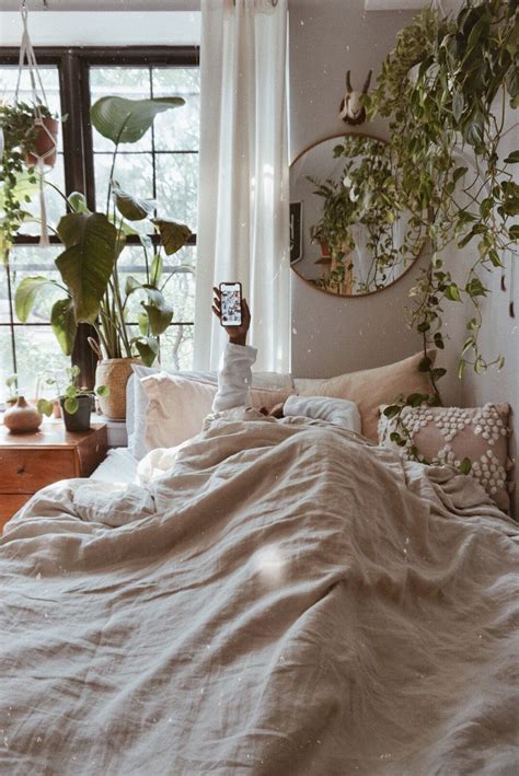 cozy vintage aesthetic bedroom decor  antique bed  bedskirt add