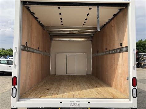 box truck rentals moving van rentals  boston ma box van