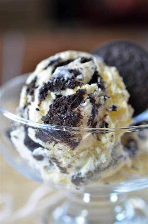 friday faves pennies   platter  cookies  cream ice cream