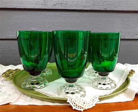 Set Of Six Vintage Footed Emerald Green Drinking Glasses Etsy