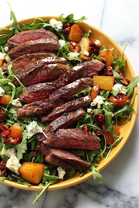 Arugula Skirt Steak Salad With Caramelized Pears Pecans