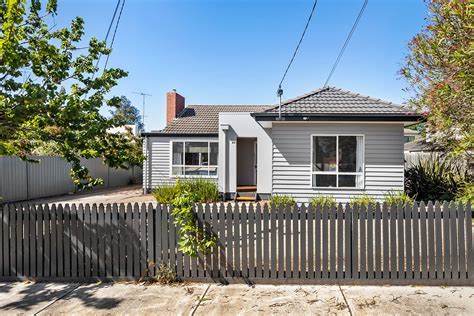 weatherboard renovations pros cons mmd property maintenance