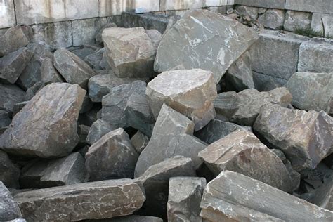 karney chunks large wall stone wicki stone