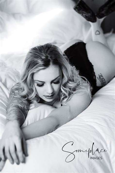 Pin On Boudoir Photography Poses
