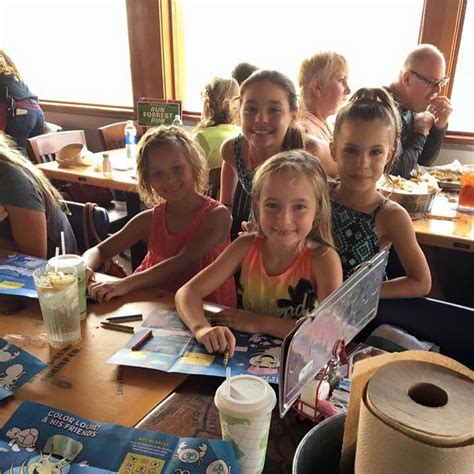 Peyton Kaye Evans On Instagram “ate At Bubbagumpshrimp For The First