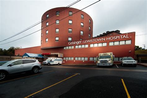 pa hospitals  running   icu beds  health care workers