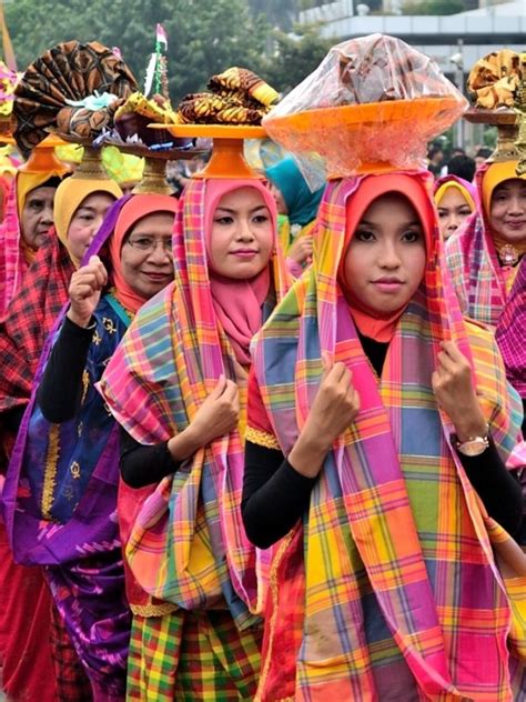 34 Macam Suku Dan Etnis Yang Ada Di Indonesia