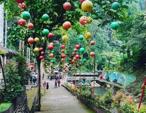 tempat wisata alam  sumedang   hits  unik  cocok