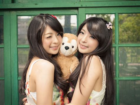 chinese twins beauty girls photo hd wallpaper 11 preview
