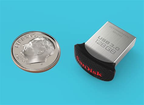 sandisk squeezes gb  storage   dime sized drive wired