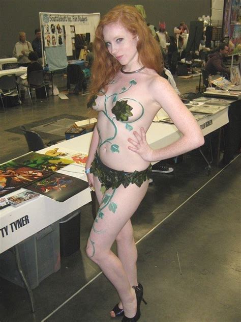 Poison Ivy Convention Cosplay Buttercrumbz